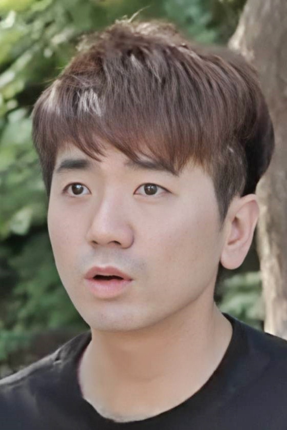 Min Hyeok-I backdrop