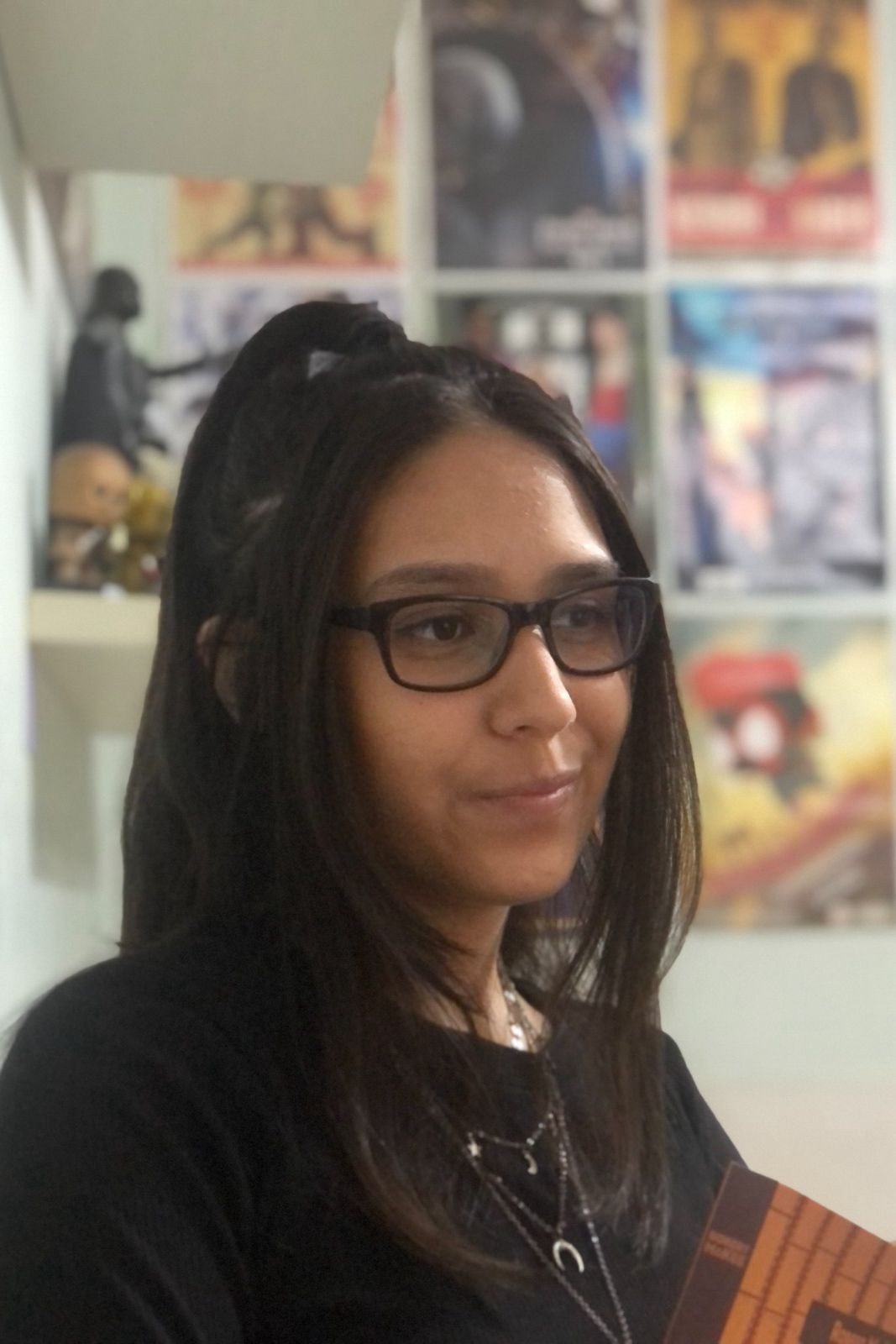 Stephanie Cortes backdrop