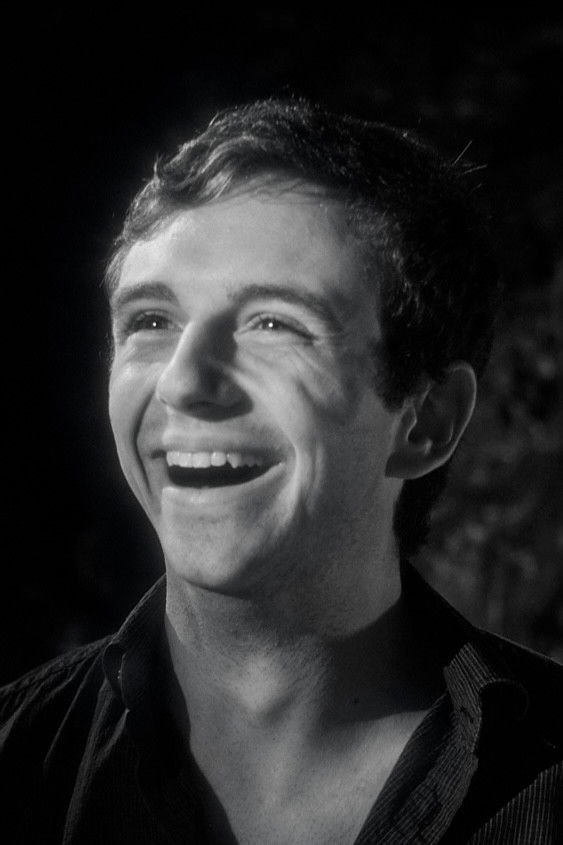 Giovanni Garone backdrop