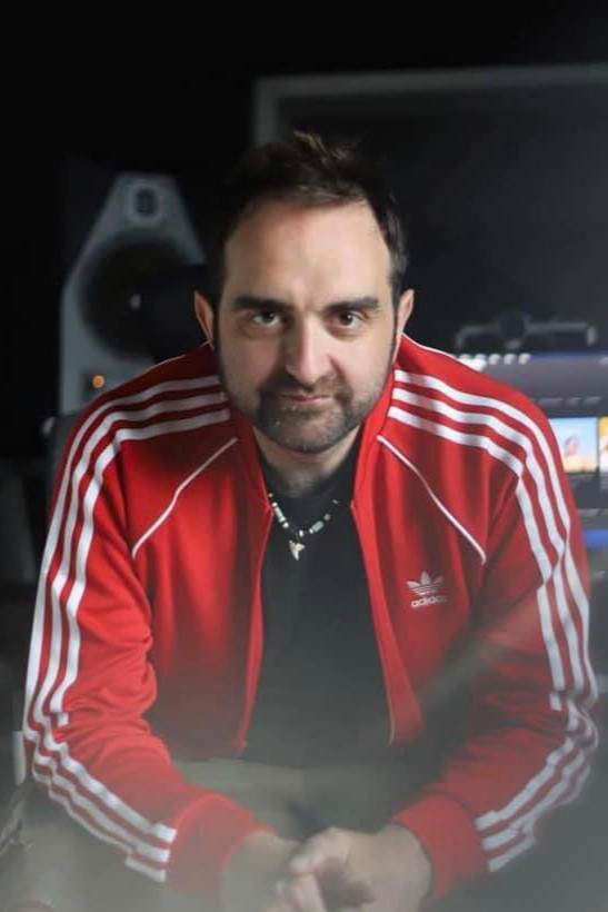 Enrico Palmosi backdrop