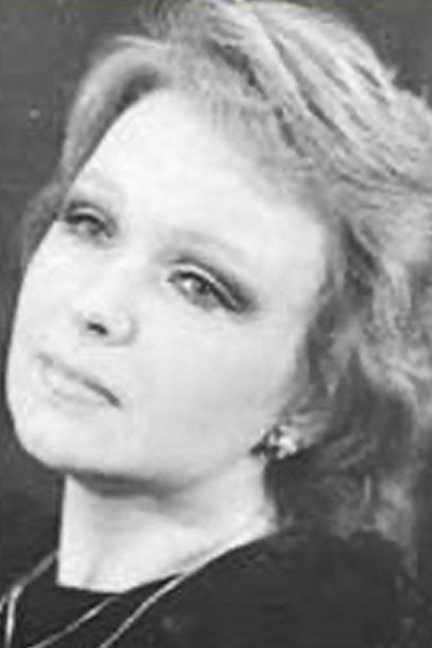 Olga Kondina backdrop