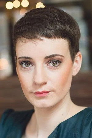 Noémie Wolfs backdrop