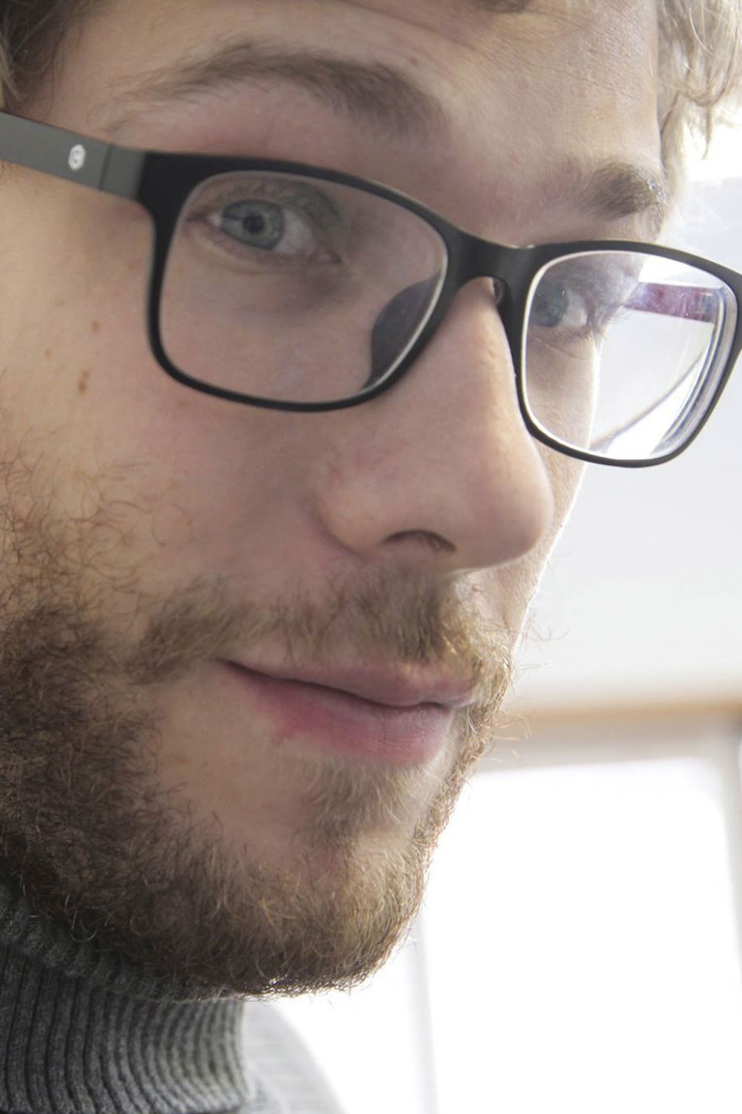 Á. Alonso Alcalde backdrop