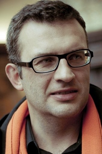 Olivier Bronckart backdrop