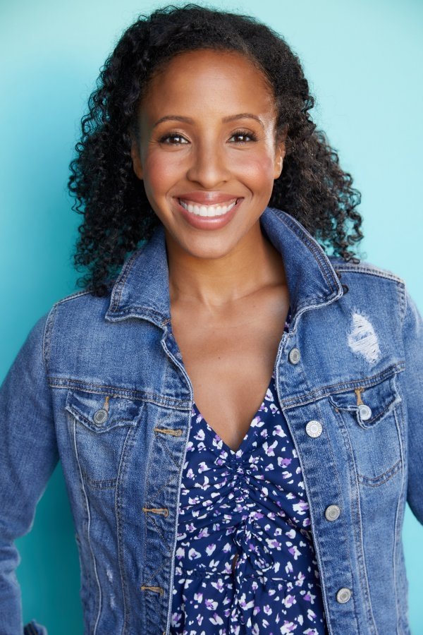 Deena Bacon backdrop