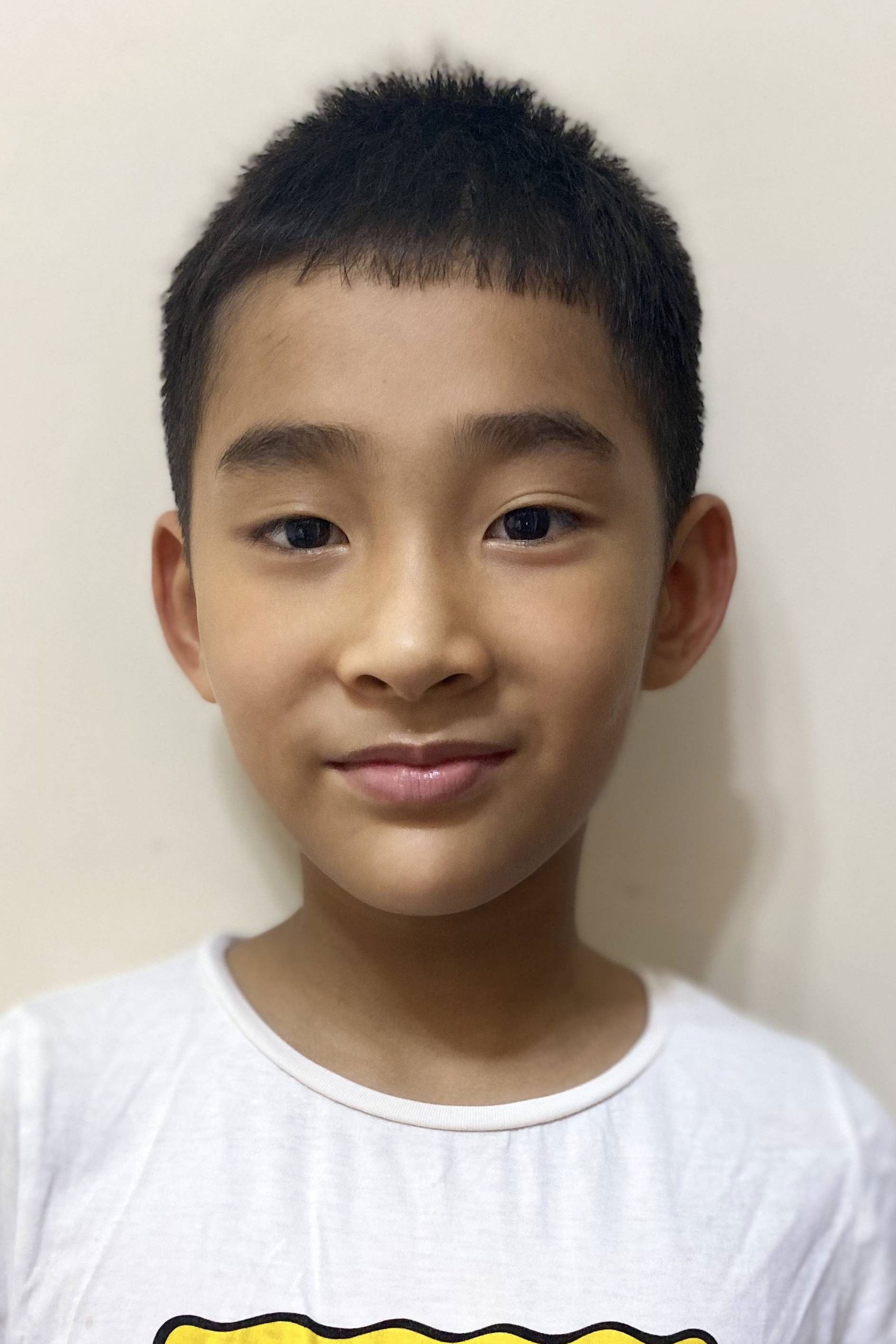 Yuxuan Zhan backdrop