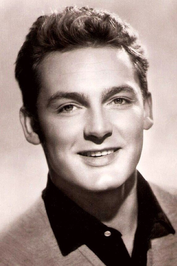 Roberto Riso backdrop