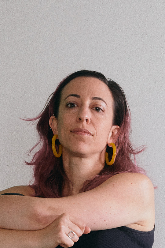 Maya Gurantz backdrop