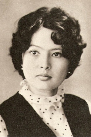 Bayan Adilova backdrop