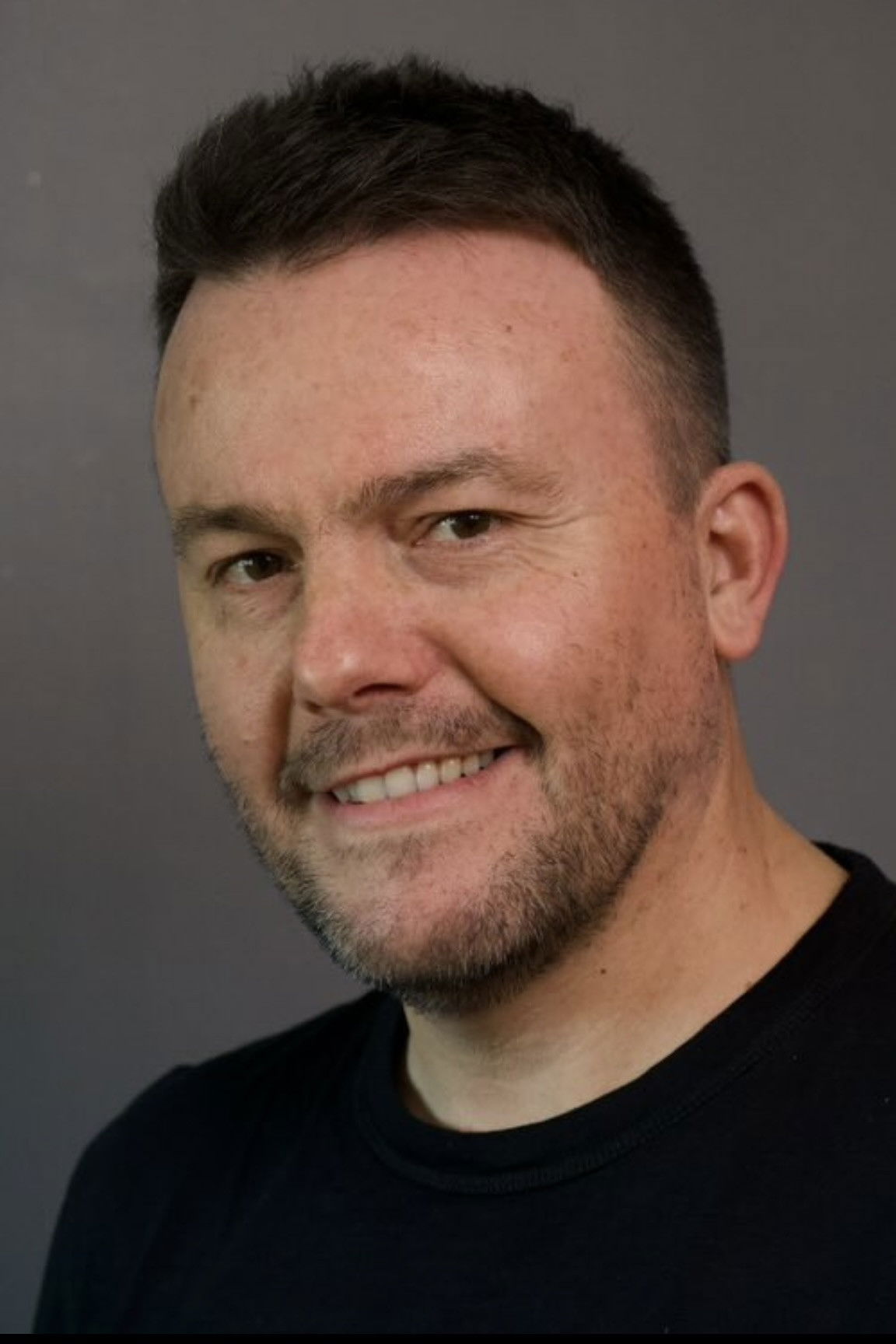 Lee Metherell backdrop