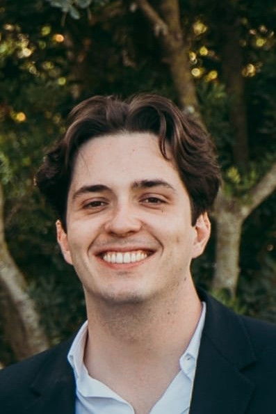 Simão Lima backdrop