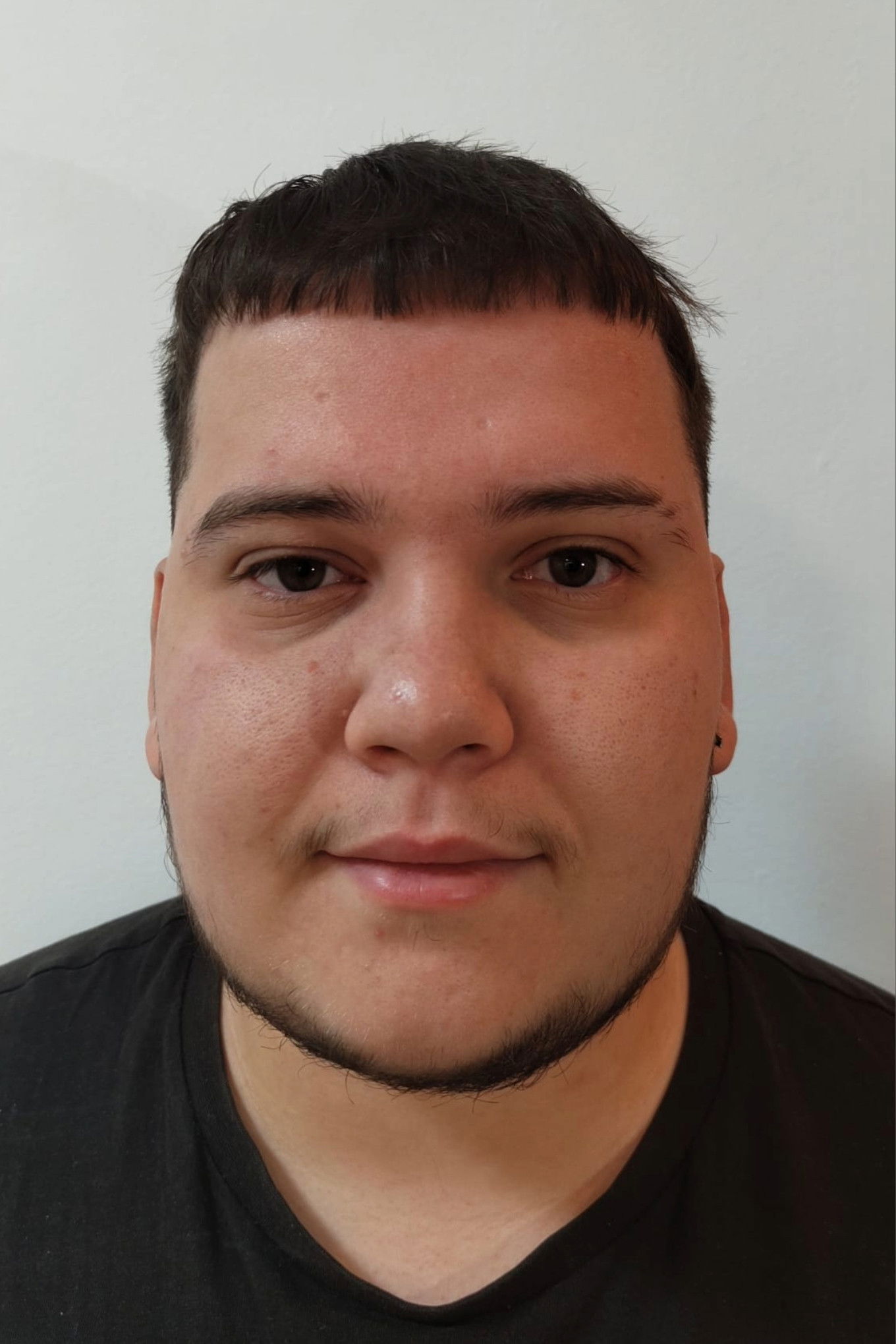 Cristian Roales backdrop