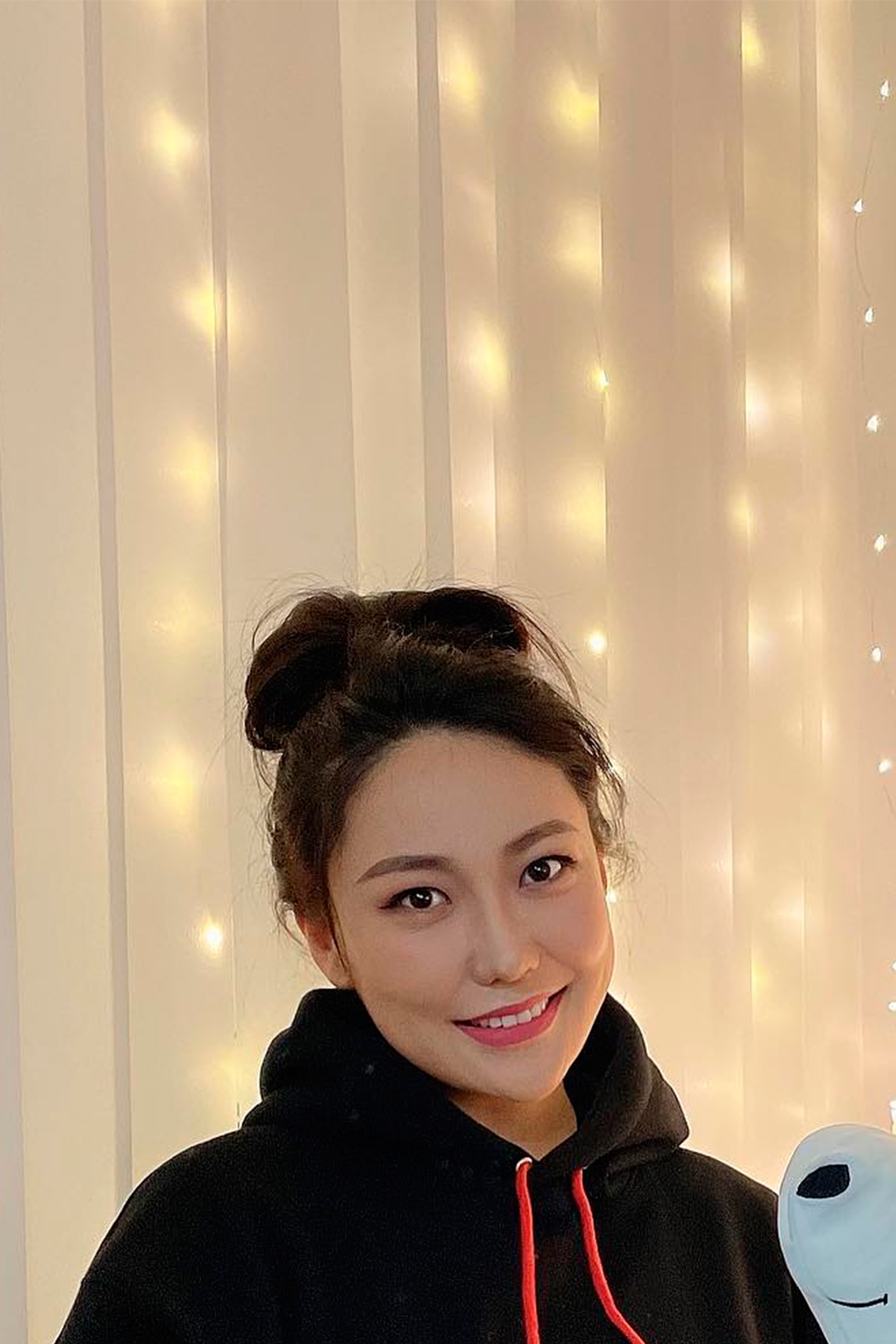 Purevjargal Erdenebileg backdrop