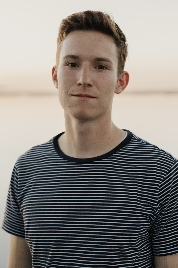 Luke Garrett backdrop