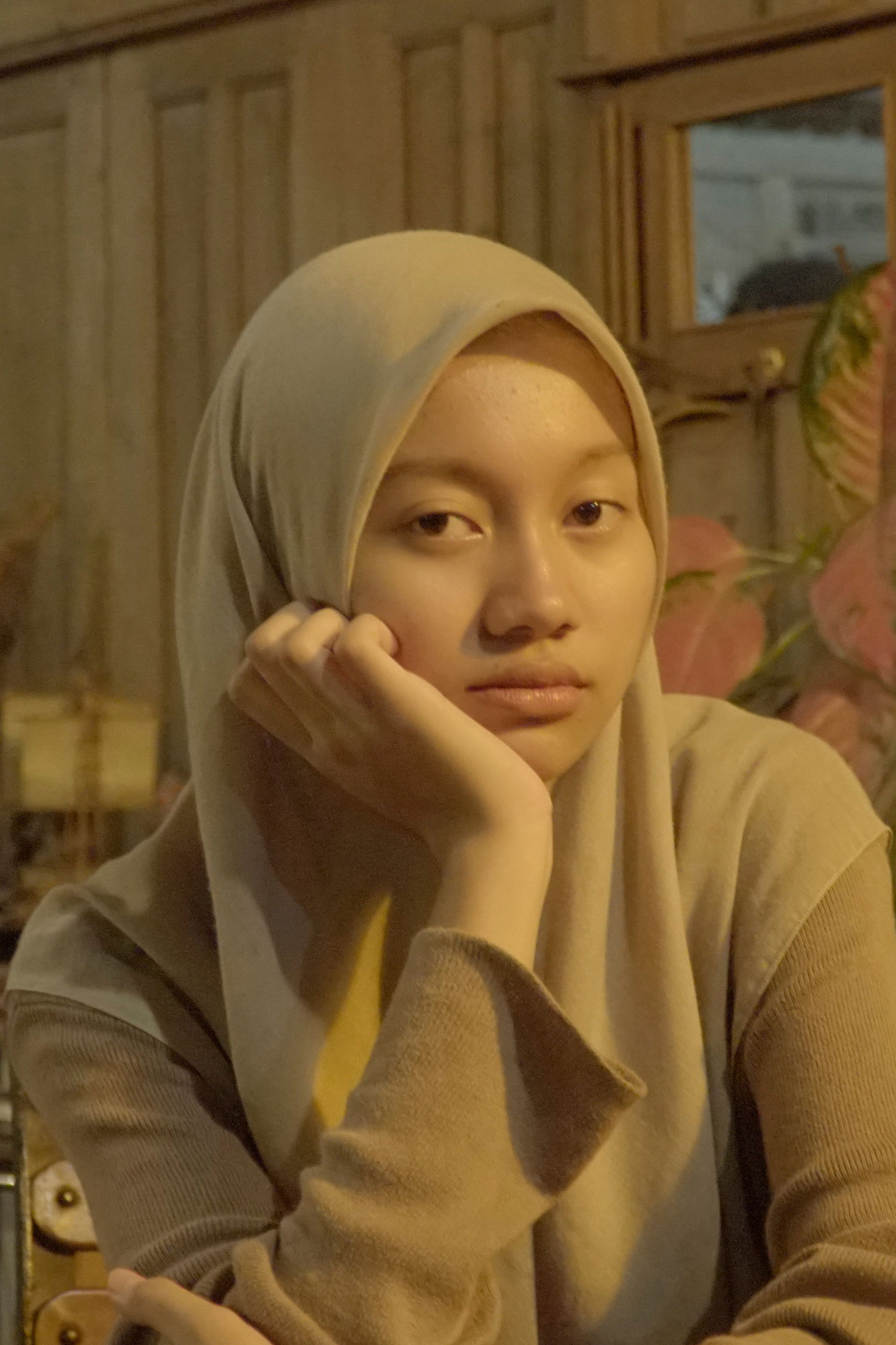 Rizka Aini Hemastiara backdrop