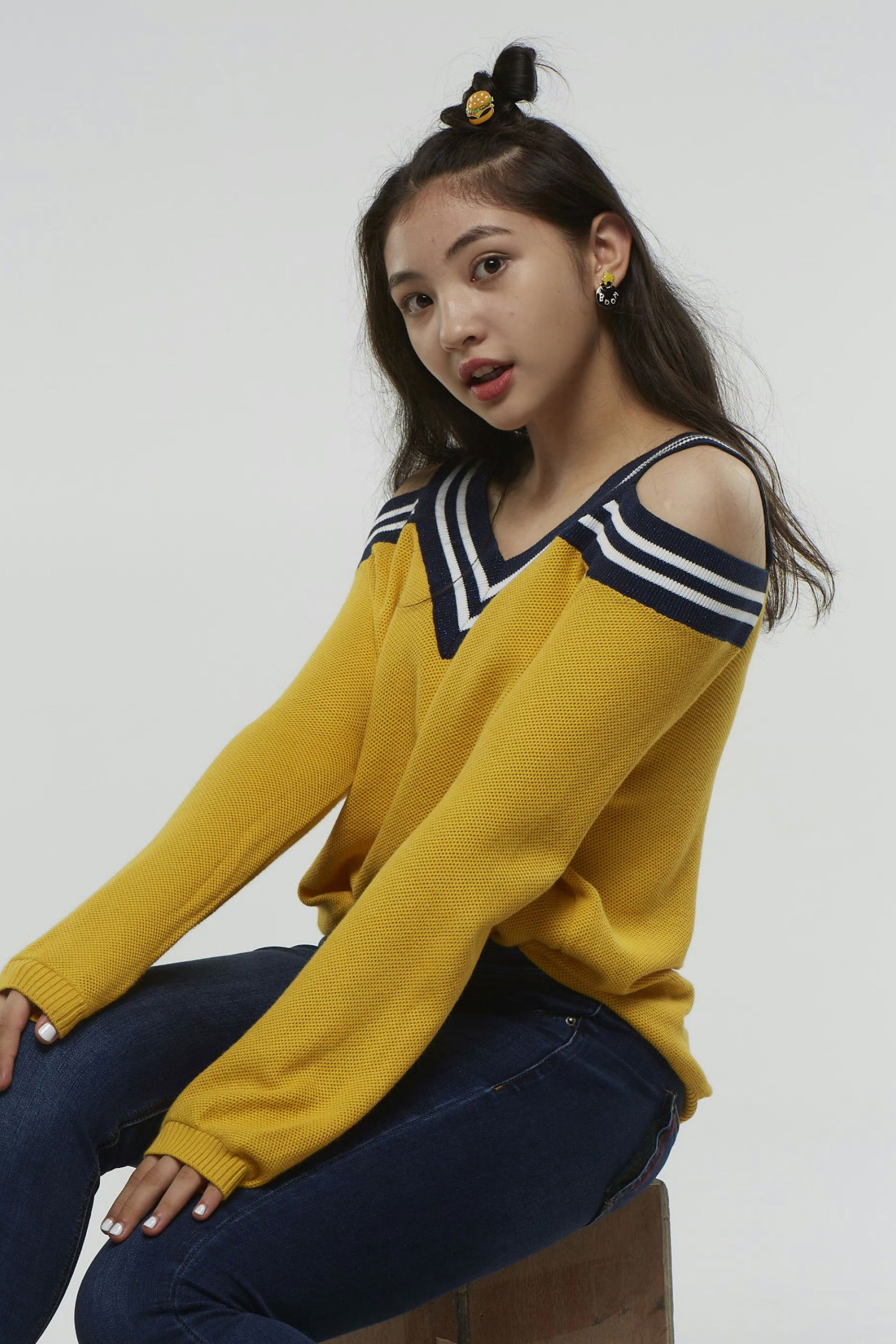 Rebekah Miao backdrop