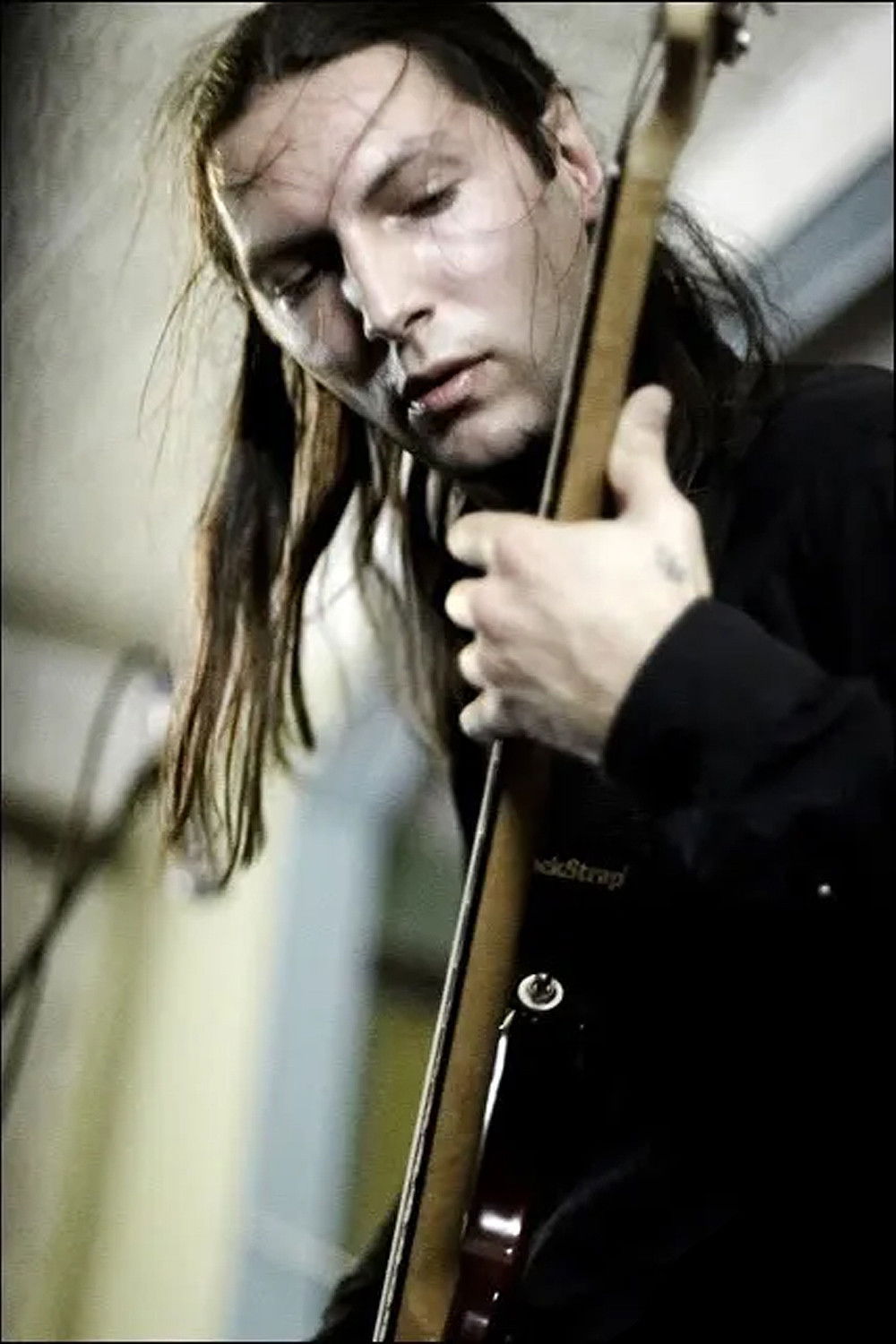 Evgjeni Trishin backdrop