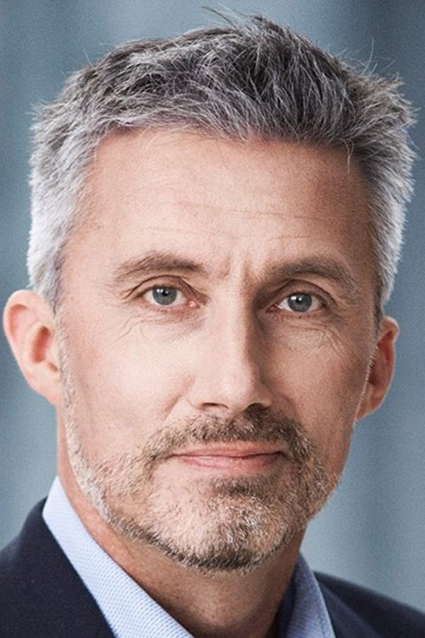 Morten Løkkegaard backdrop