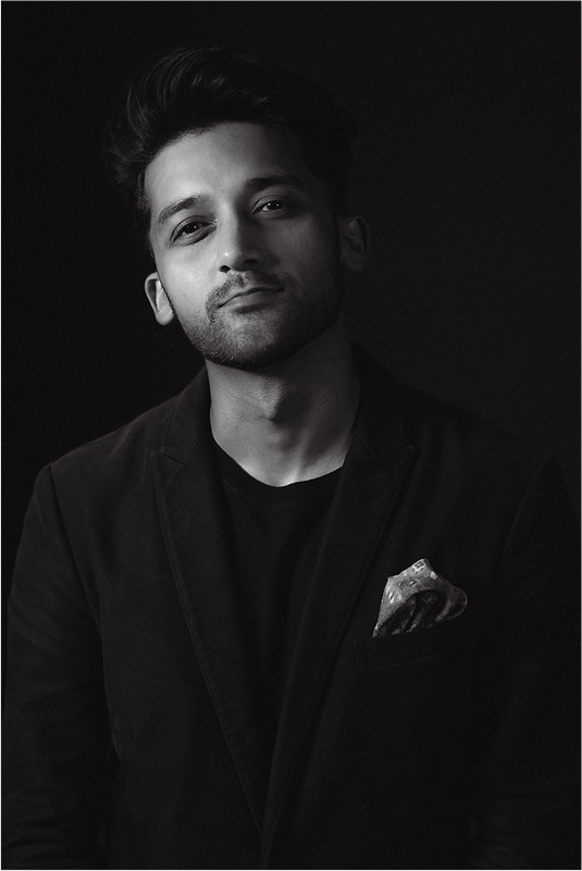 Afroz Nawaf backdrop