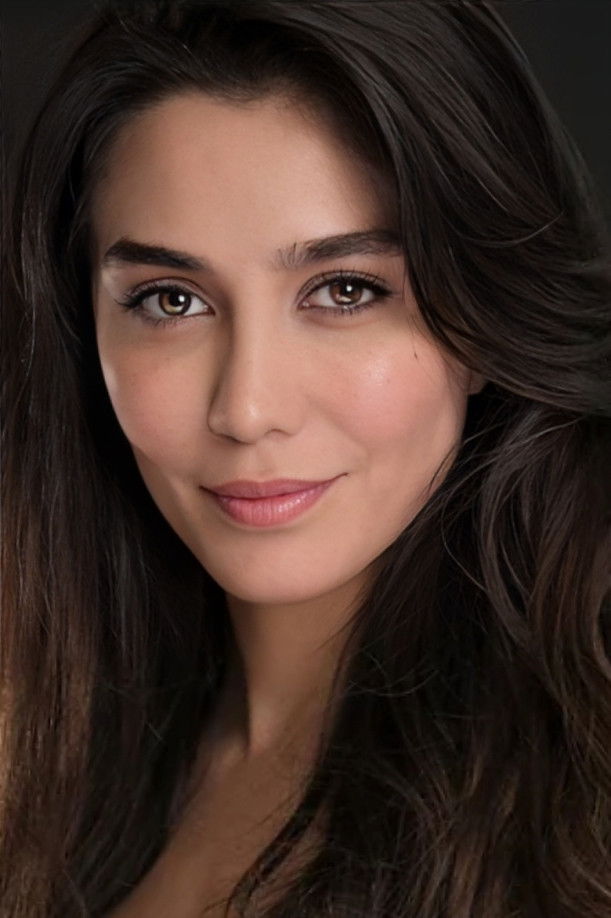 Sultan Sarohan backdrop