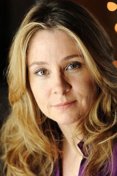 Megan Follows backdrop