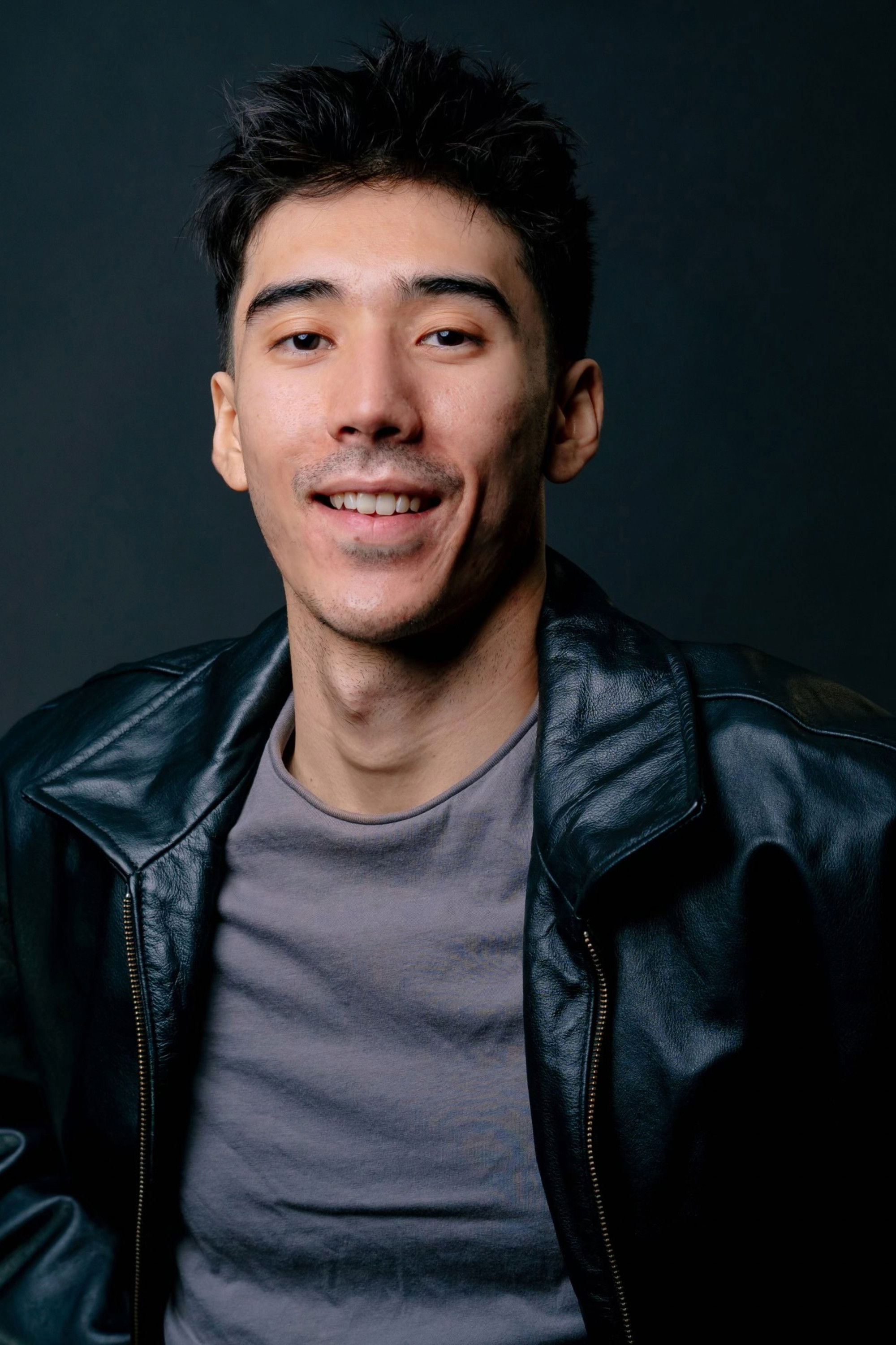 Bekruz Akhmedov backdrop