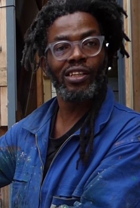 Gastineau Massamba backdrop