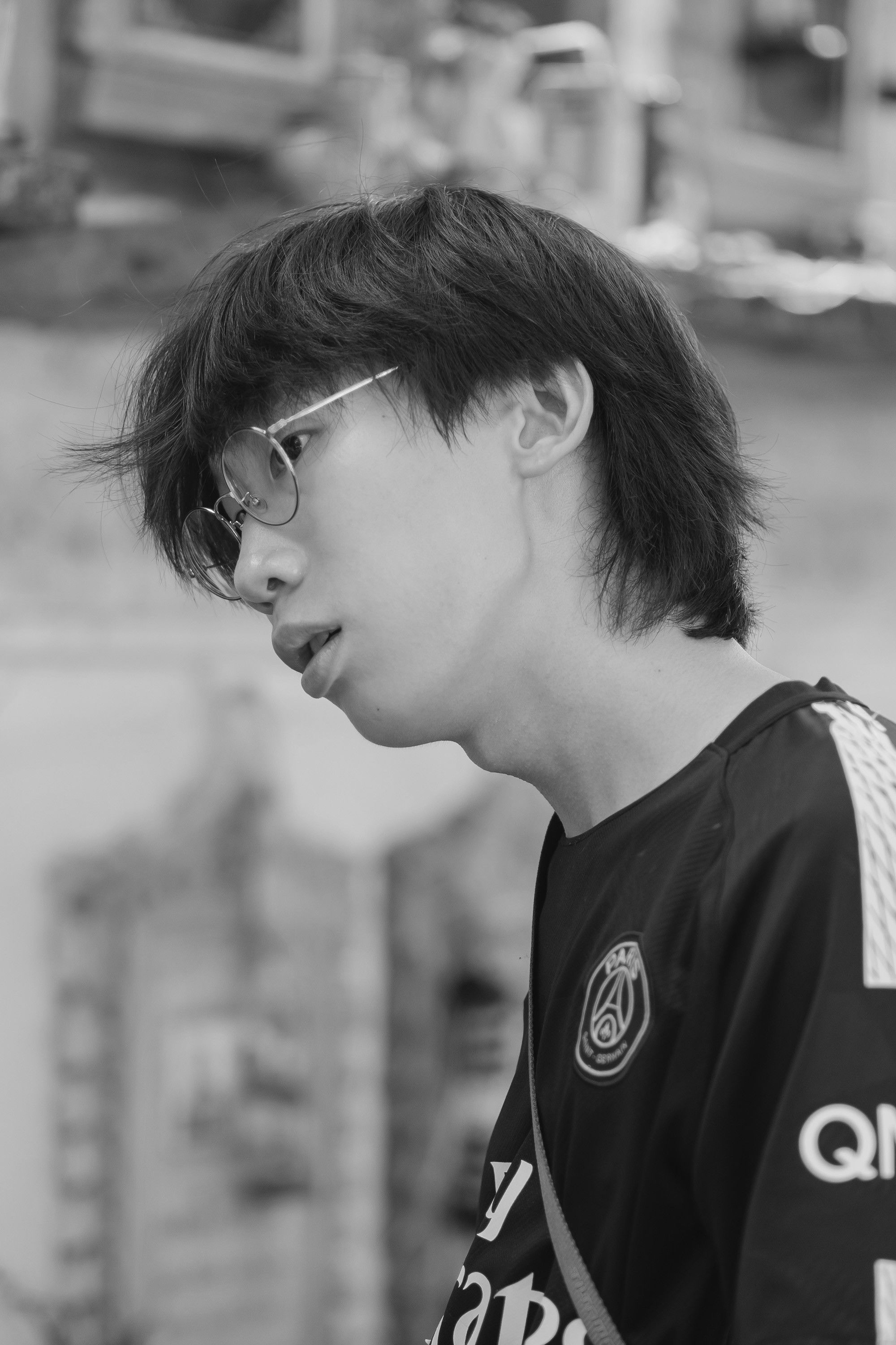 Hyunwoo Yoon backdrop