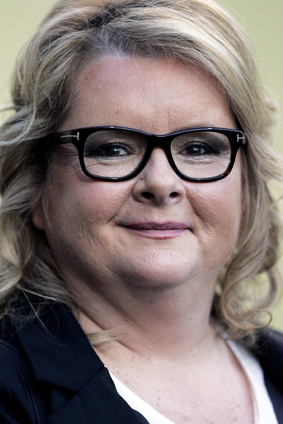Magda Szubanski backdrop