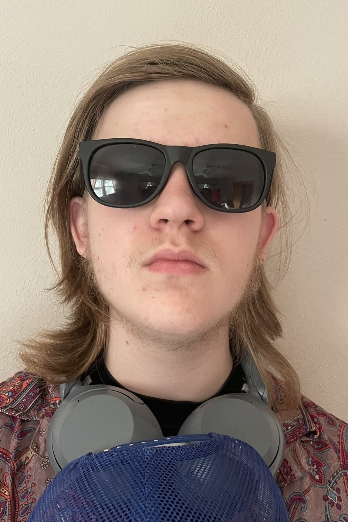 Andrew Gilbert backdrop