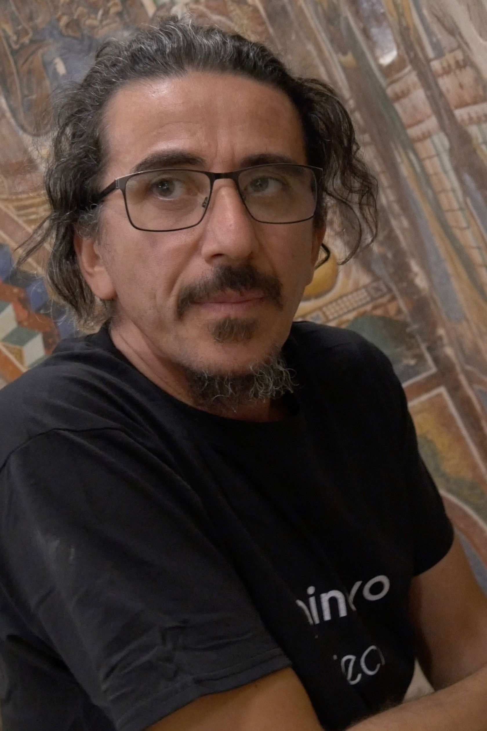 Babis Galanopoulos backdrop