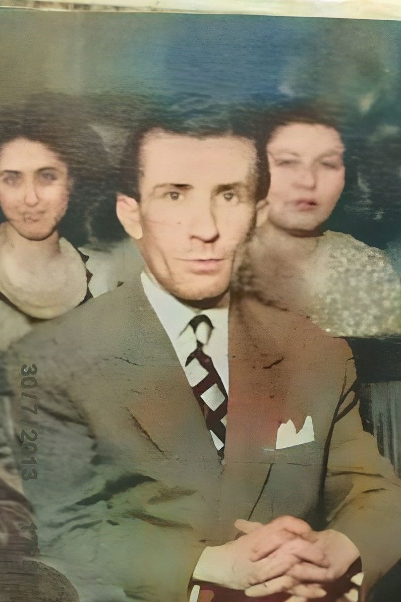 Muzaffer birtan backdrop