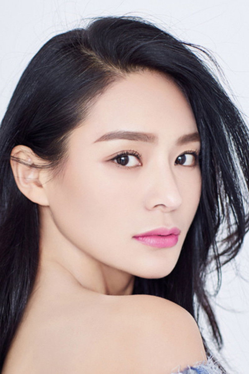 Tian Mutong backdrop