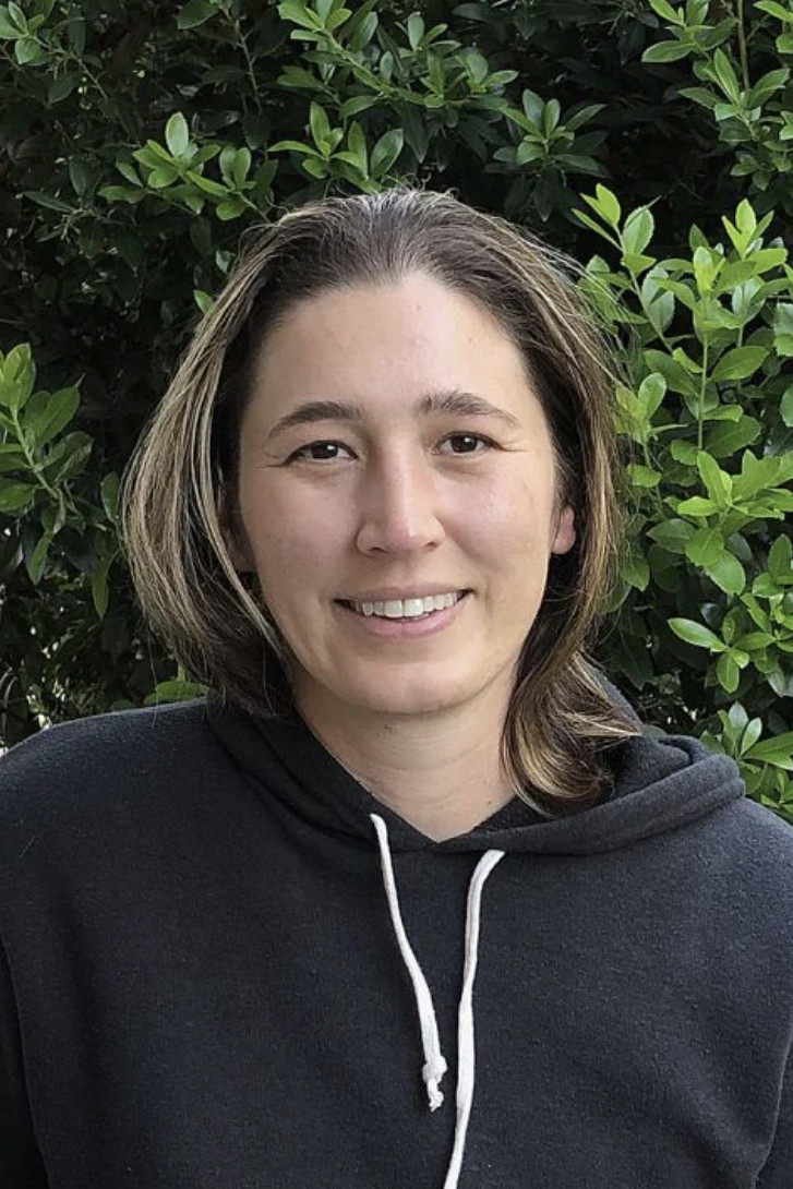 Jessie Van Roechoudt backdrop