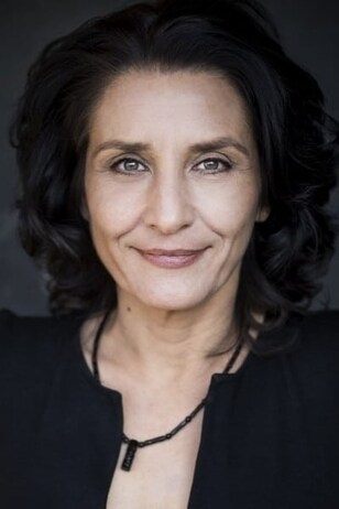 Meral Perin backdrop