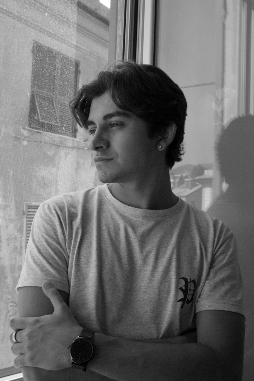 Gabriele Ratto backdrop