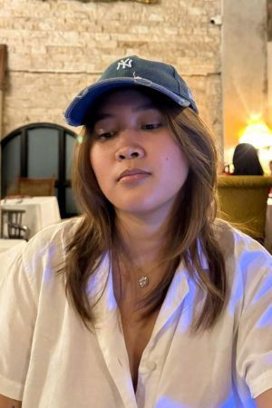 Pola Basaya backdrop