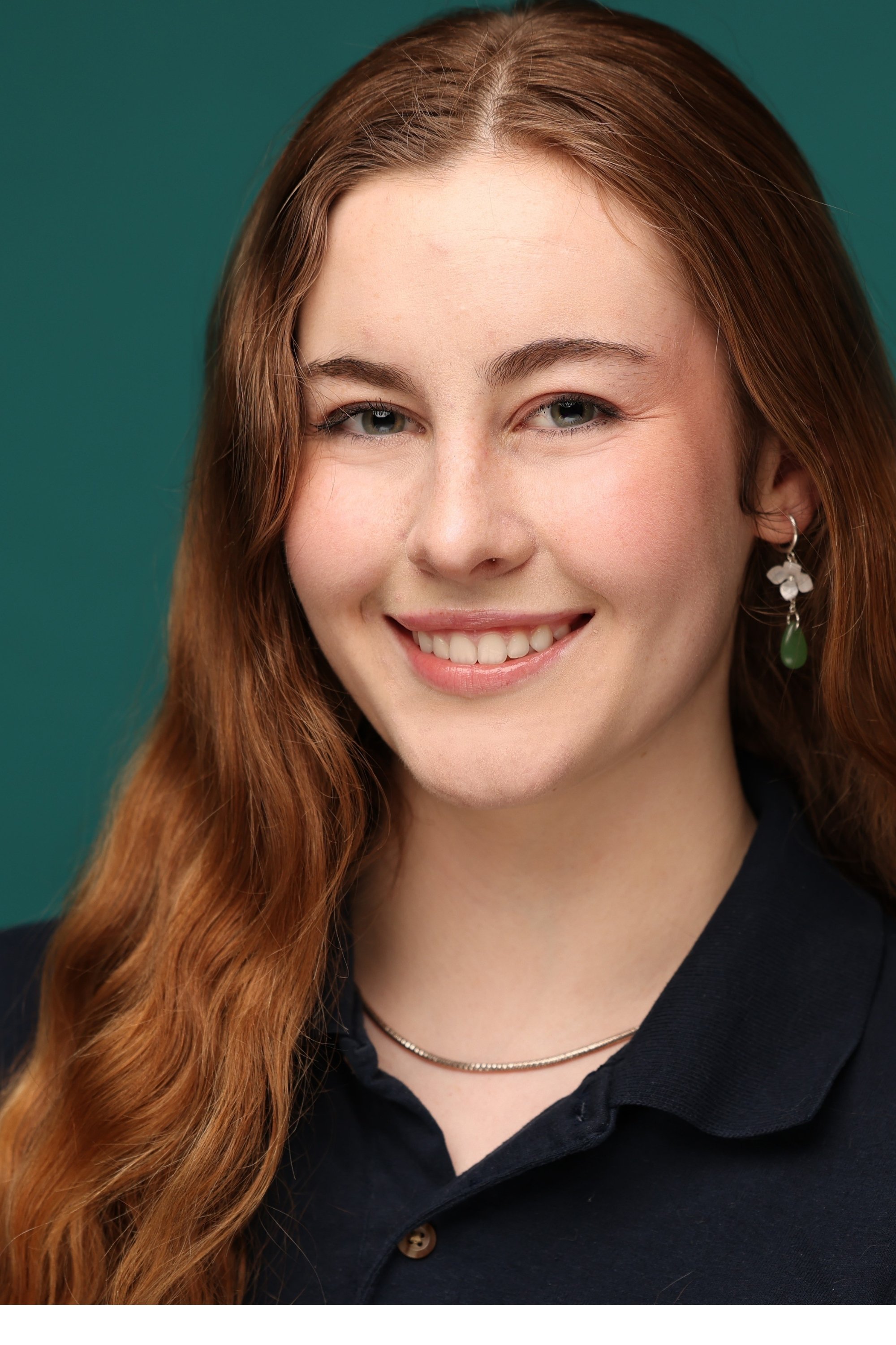 Eva Russell backdrop