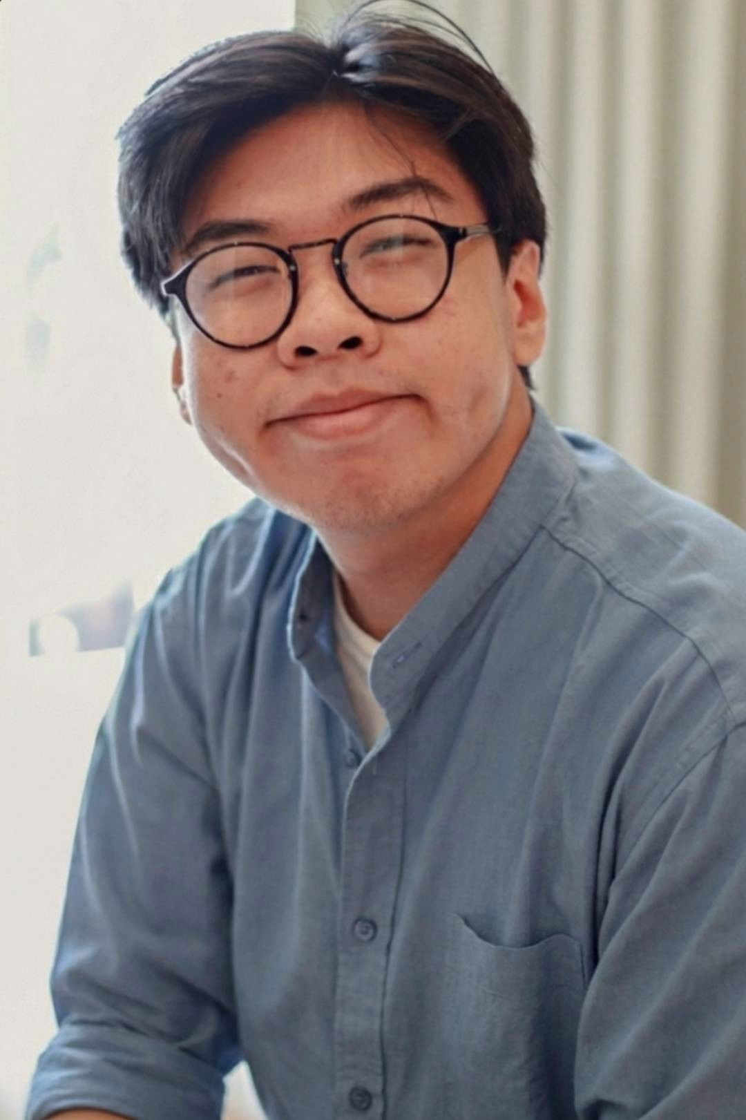 Shin Okajima backdrop