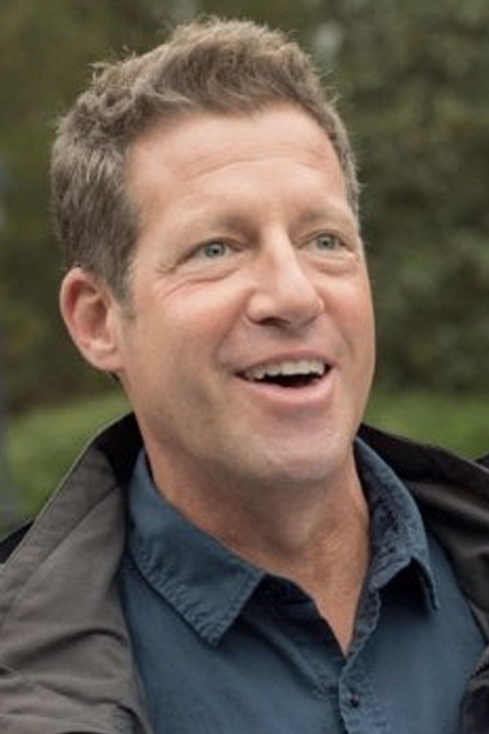 Richard L. Fox backdrop