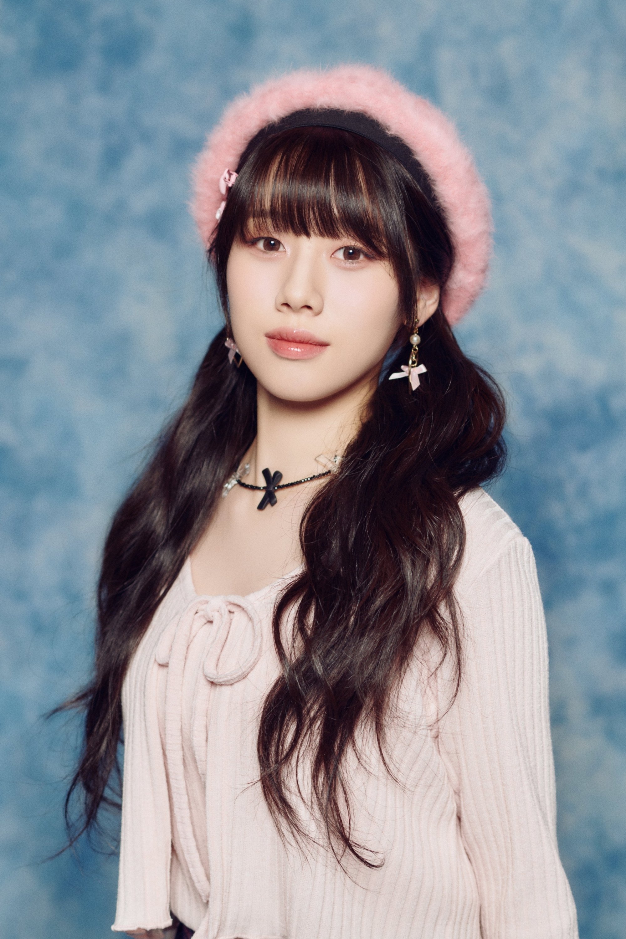 Ayane Takami backdrop