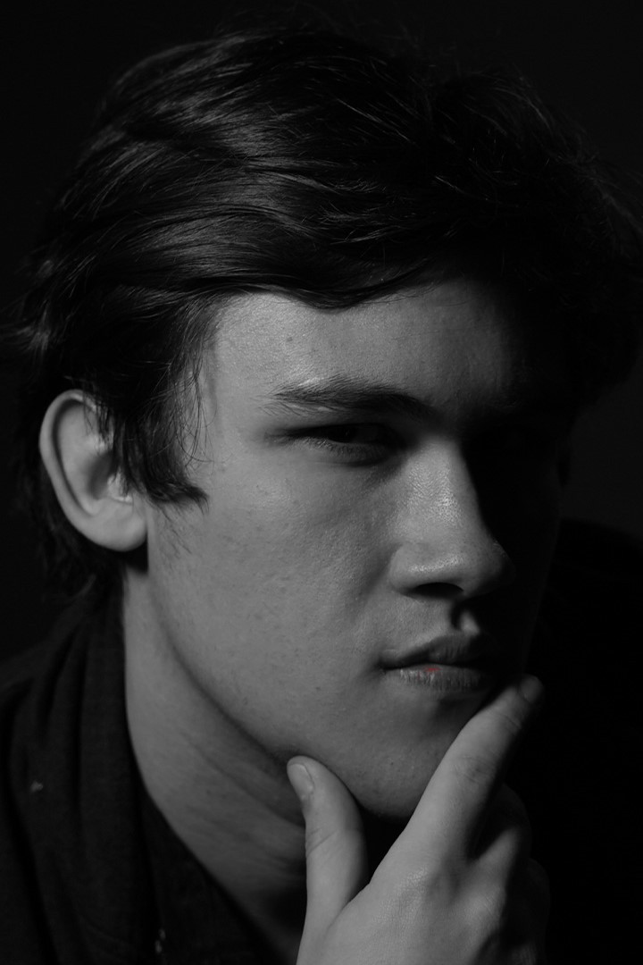 Sullivan delattre backdrop