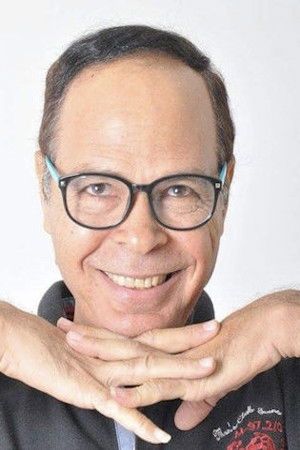 محمود عامر backdrop