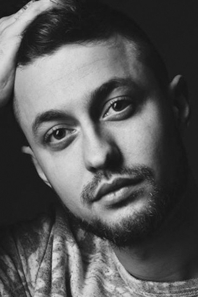 Feliks Abroskin backdrop