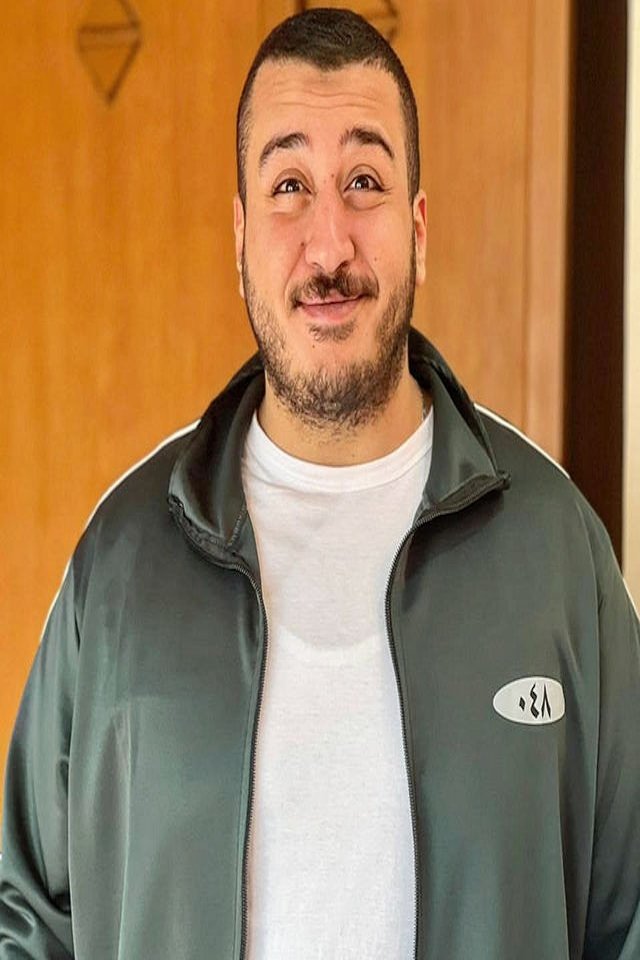 Abdelrahman Hassan backdrop