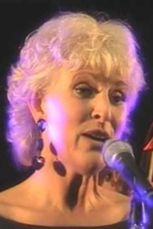 Lucie de Lange backdrop