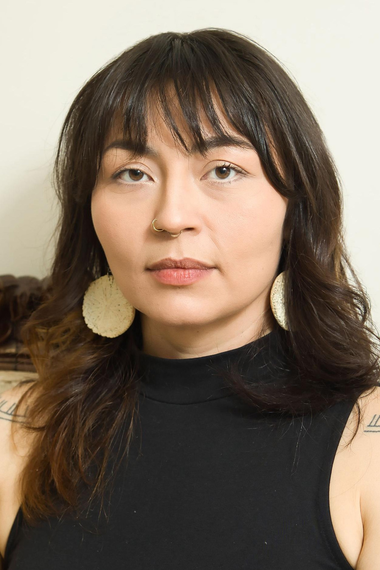 Zorga Qaunaq backdrop