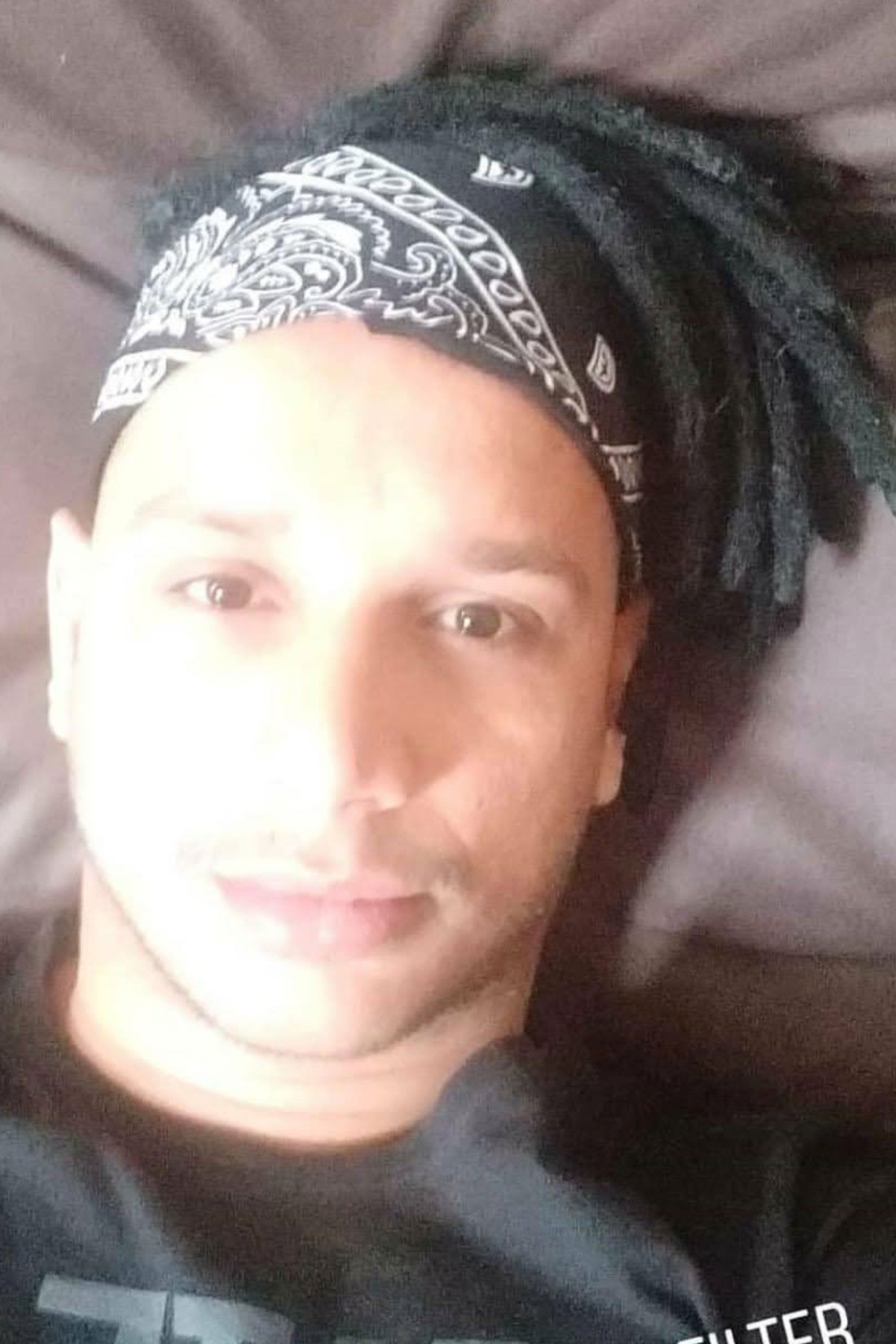 Daniel Oliveira backdrop