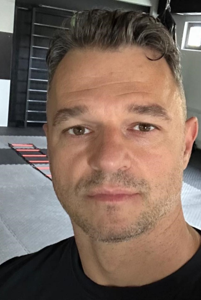 Vlasto Ivanovič backdrop