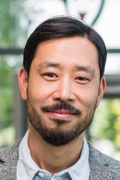 Ill-Young Kim backdrop